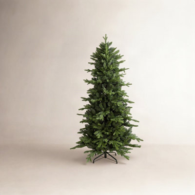 7.5' Spruce Christmas Tree