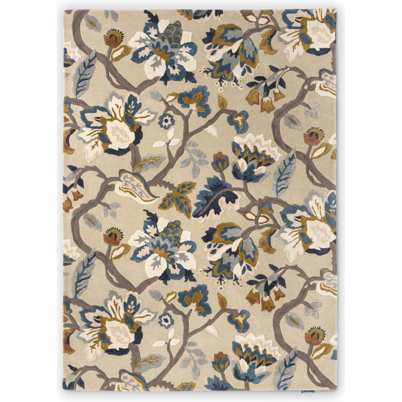 Amanpuri Hand Tufted Floral Area Rug in Stone/Navy, Rectangle 5'7'' x 7'10''