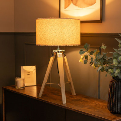 Plamond Wood Tripod Lamp