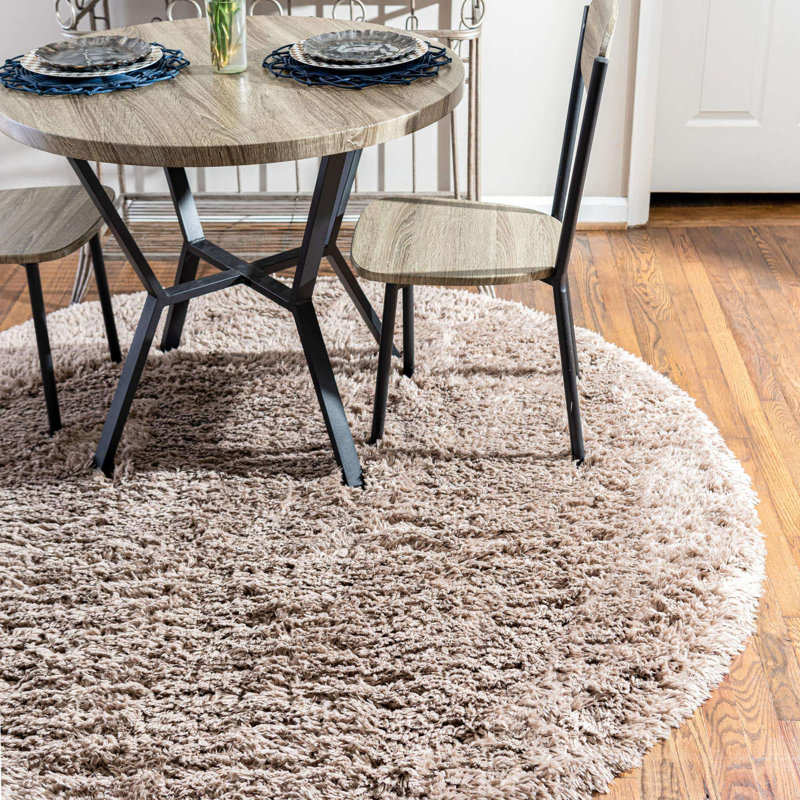 Indoor Rug, Round 6'1"