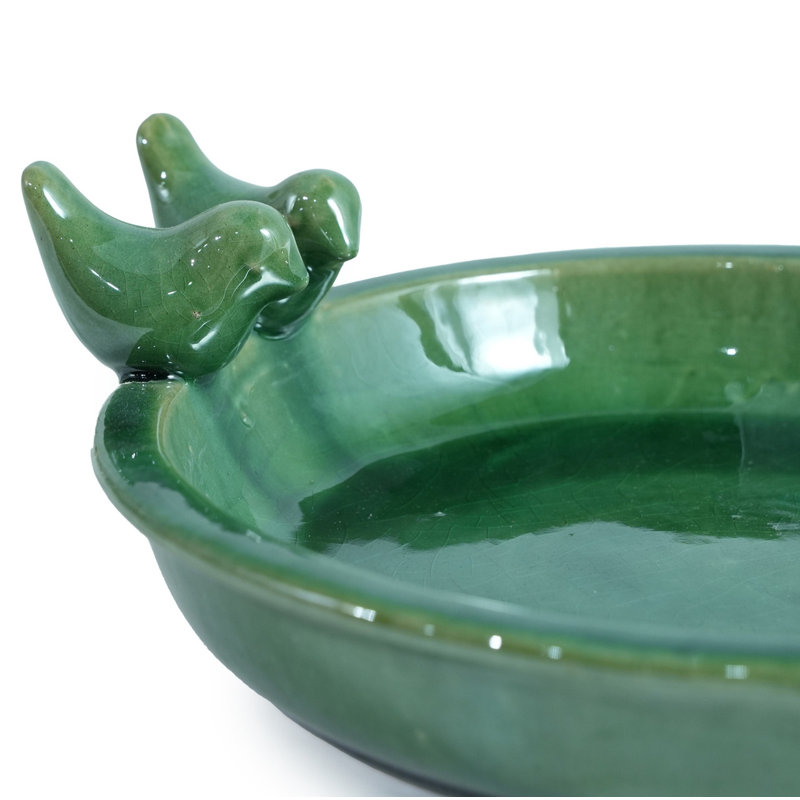 Bain d'oiseaux décoratif en céramique artisanale, style vintage, avec détails d'oiseaux. Abreuvoir extérieur pour oiseaux.