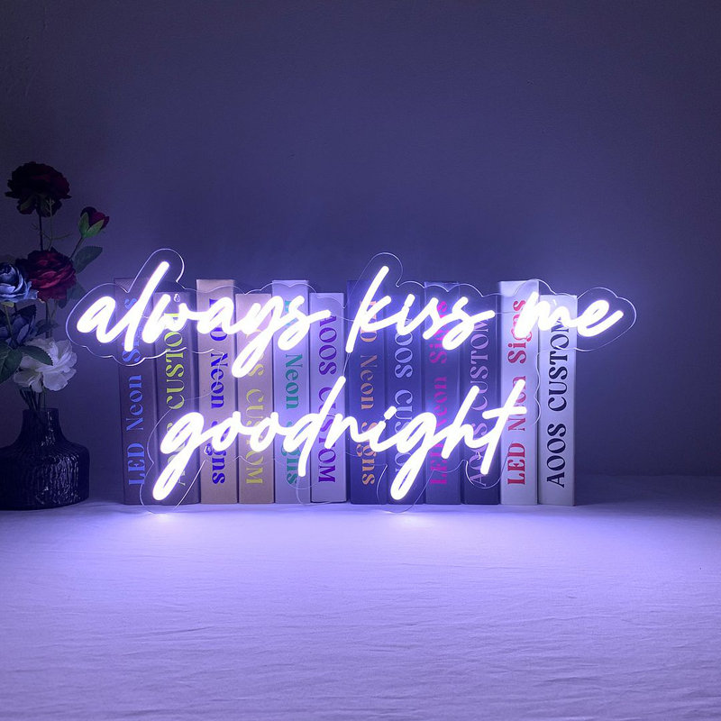 Enseigne néon 26 po Always Kiss Me Goodnight