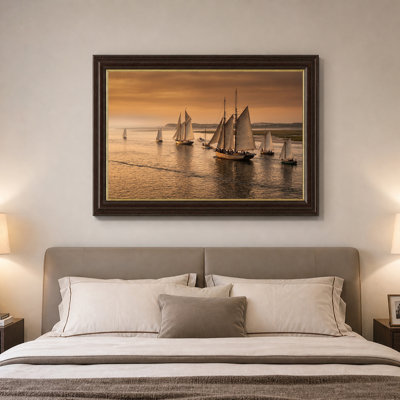 Art mural sur toile, "Flotte de voiliers naviguant sur une rivière au coucher du soleil"