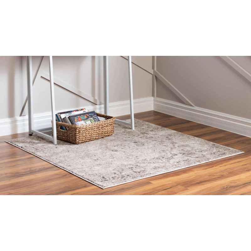 Cantrell Oriental Indoor Rug, Square 5'3"