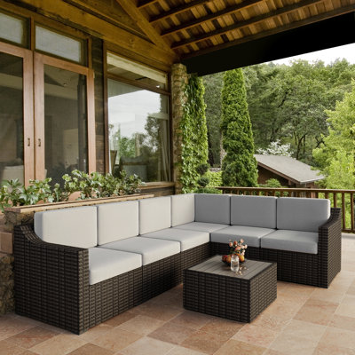 Ensemble de conversation pour patio en osier 7 pièces Latitude Run® (gris / beige)