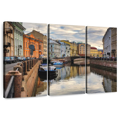 Nicci Griboyedov Canal St. Petersburg