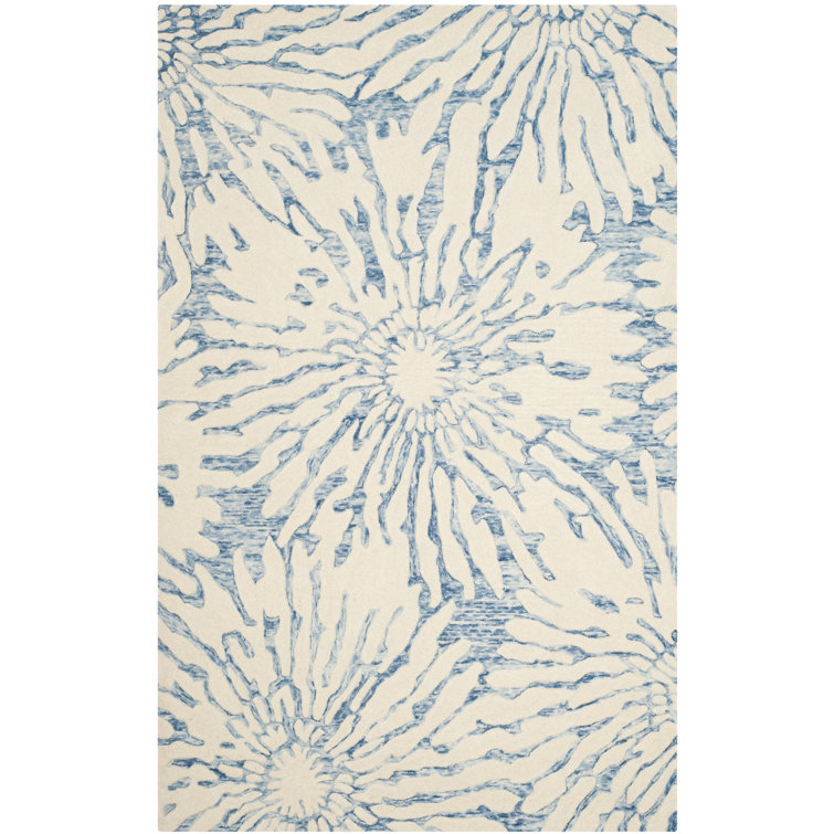Mccullough Hand Tufted Wool Floral Rug