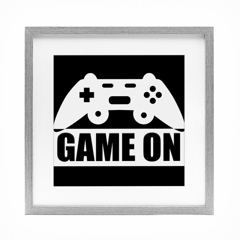 «Game On», reproduction encadrée noire sous verre, conception de Kim Allen, H 16 po x l 16 po, Cadre de ferme gris