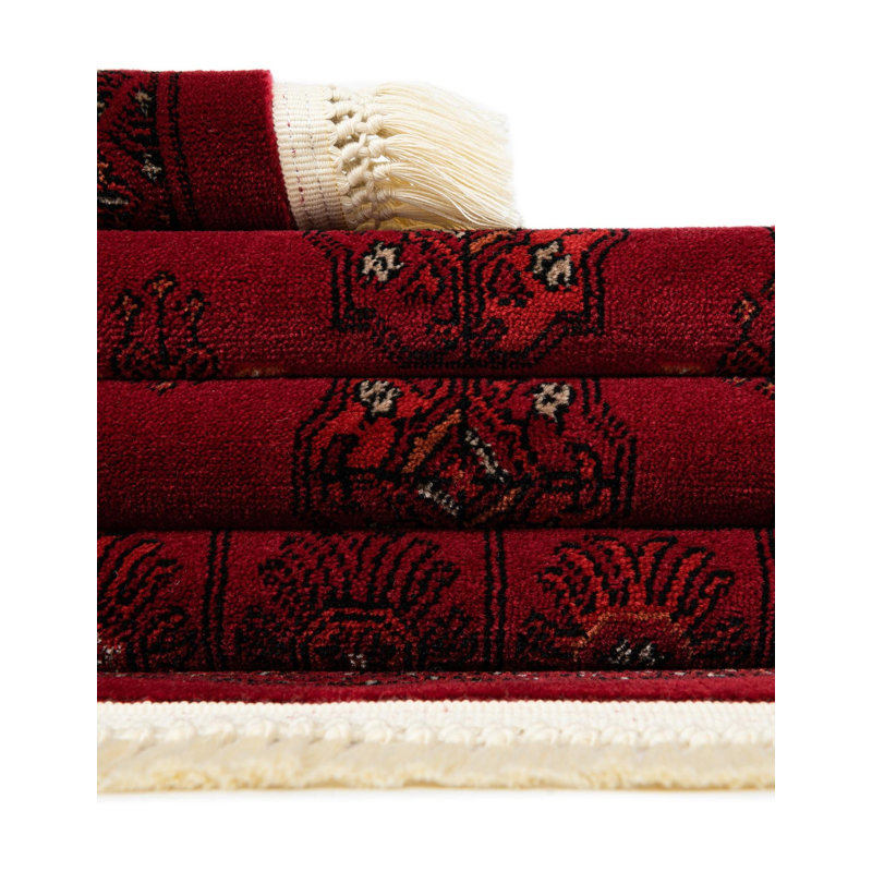 Tapis rouge Amro, Carré 7 pi 10 po