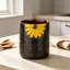 Porte-ustensiles en céramique avec relief en tournesol pour comptoir de cuisine, décor de vase de fleurs de ferme, glacis réactif, base en liège antidérapant, pot à usages multiples