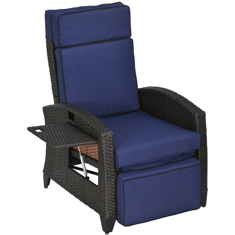 Outdoor Lounge Chair