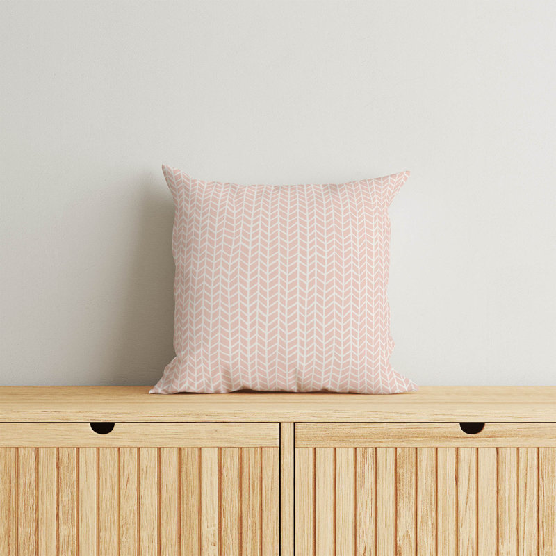 Coussin en plumes à chevrons, H 16 po x l 16 po, Rose