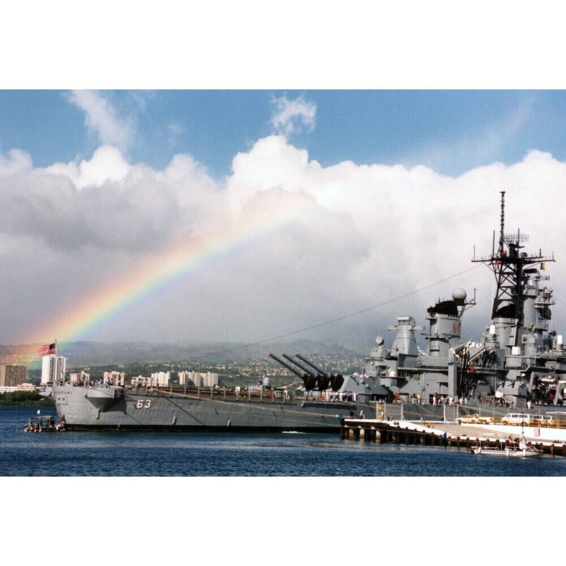 USS Missouri (BB-63) grand, H 10 po x l 30 po x P 5 po