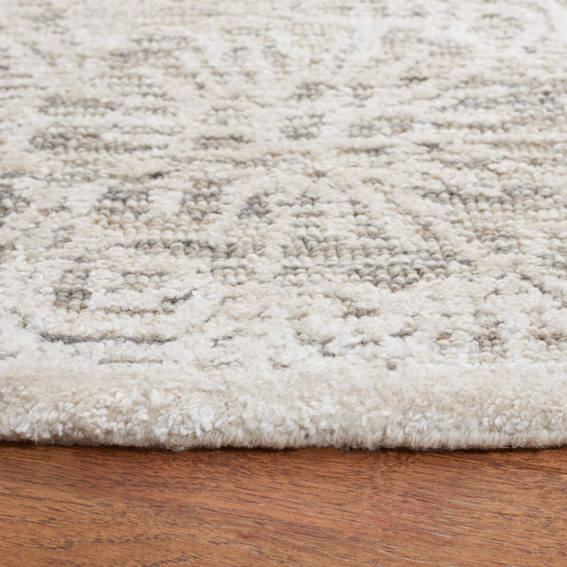 Bateh Hand Tufted Wool/Bamboo Silk/Cotton with Cotton Backing Floral Rug in Ivory/Gray, Round 6'
