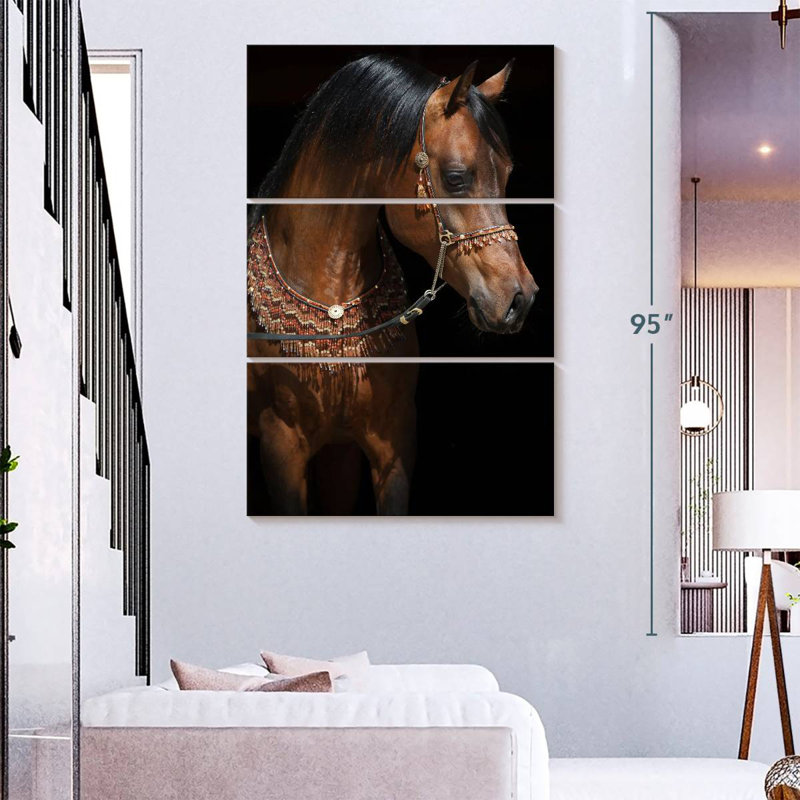 Cheval arabe décoré Brampt, H 38 po x l 24 po