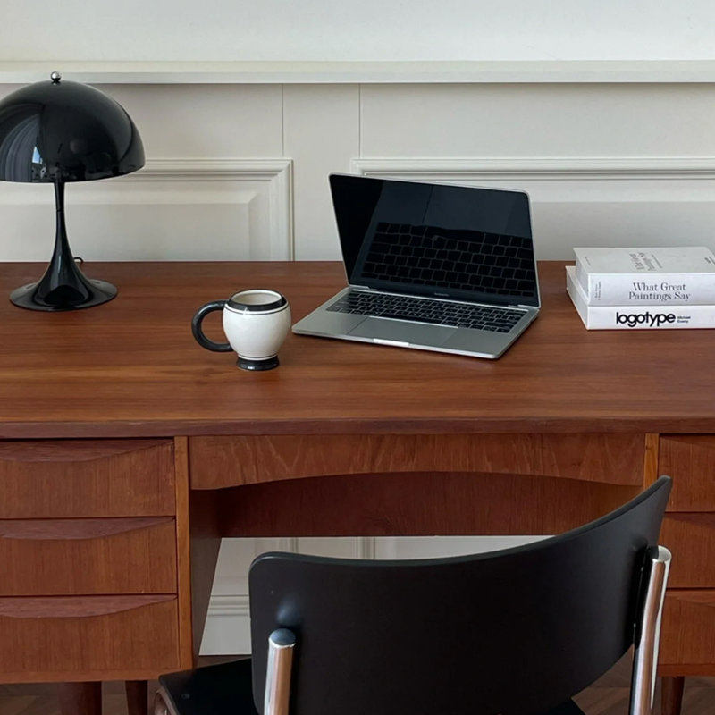 Bureau en merisier massif
