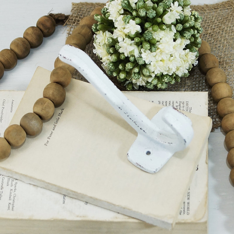 Crochet en métal blanc
