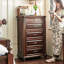 Armoire d'appoint en noyer massif