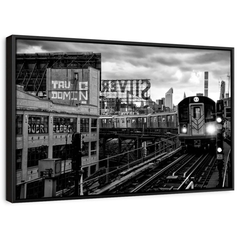 «Manhattan At Nightfall BW Wall Art», H 27 po x l 40 po