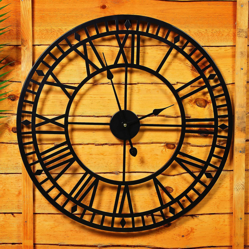 Neida Metal Wall Clock