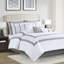 Couette brodée 8 pièces King - Garnissage blanc et gris - Linge de lit de style hôtel - Broderie grise et blanche élégante