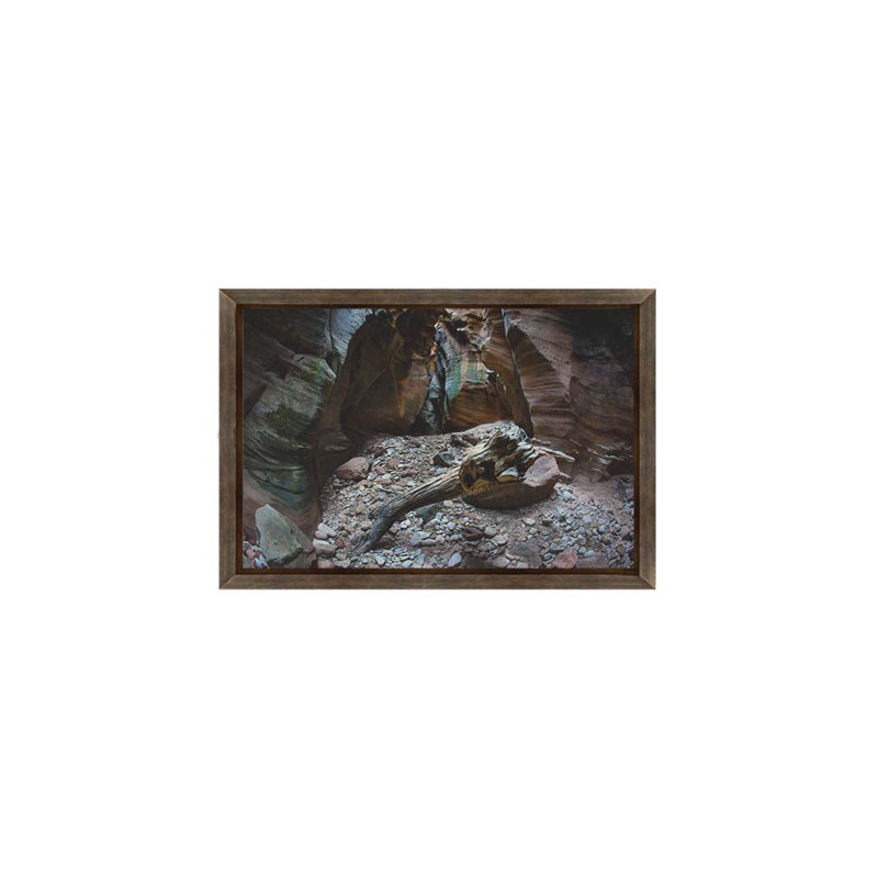 Pine Creek Wash par Scott Barlow. Impression sur papier - Montée et encadrée avec de l'acrylique transparent
