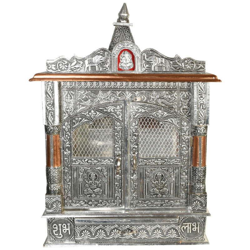 Figurines & Sculptures