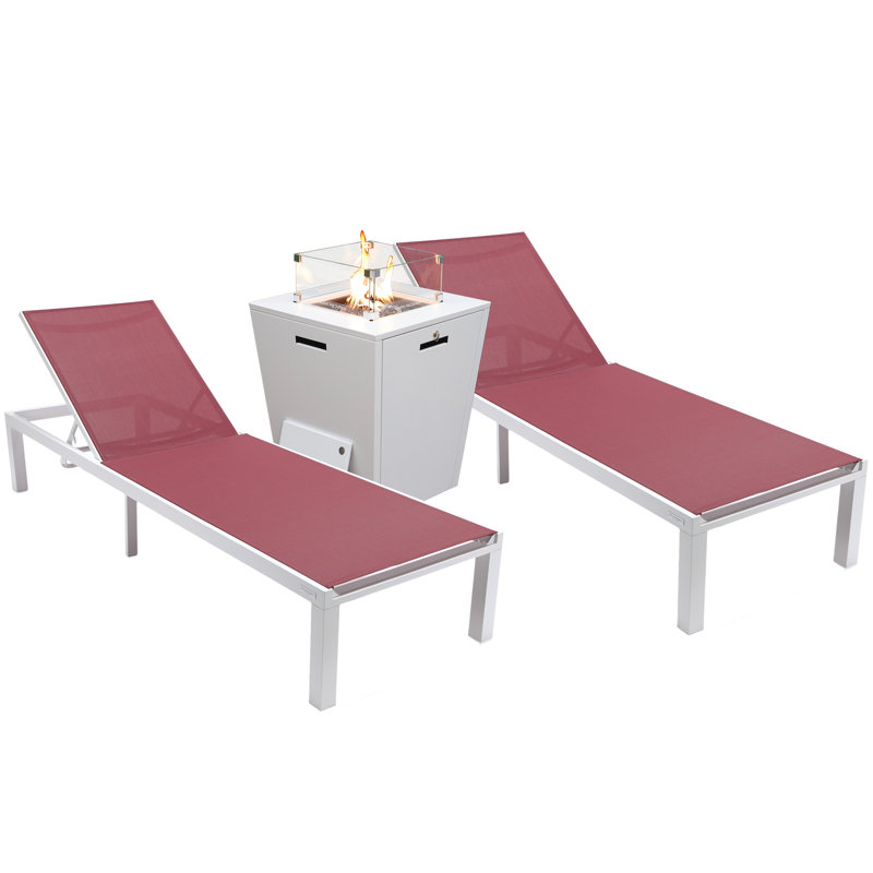 Outdoor Rust-Resistant Metal Chaise Lounge with Table, White