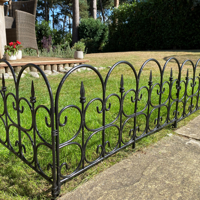32 cm H x 59 cm W Plastic Lawn Edging Fencing with 5 Panel(s) Included