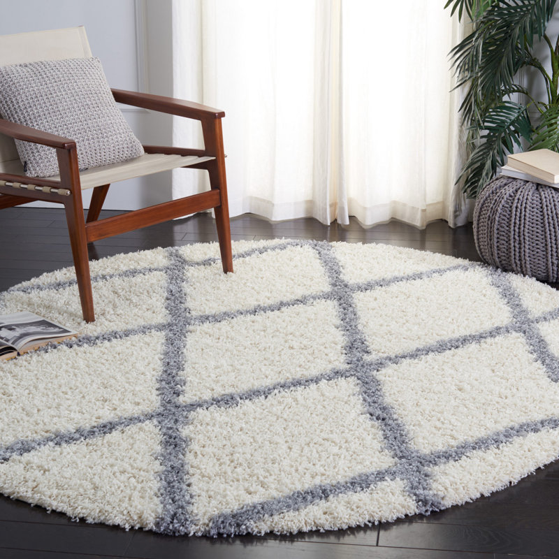 Tapis ivoire Siragan, Rond 6 pi 7 po