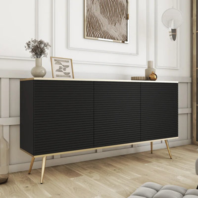 Moro Display Stand