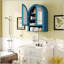 Armoire murale arquée avec portes en miroir et tablettes réglables pour la buanderie, la salle de bain et la cuisine