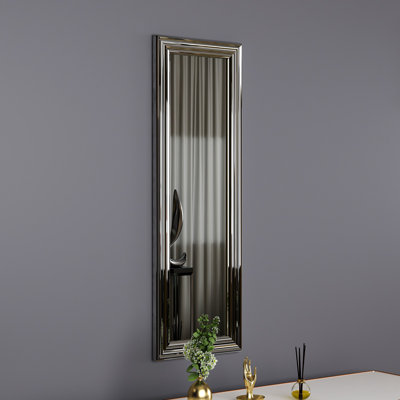 Miroir moderne moderne avec cadre en argent 11,8 x 35,4 x 1,2 pouces | 100% panneau de fibres à densité moyenne avec verre écologique Fllot-E | Support mural, conception élégante pour la décoration intérieure, parfaite pour les chambres à coucher et les espaces de vie, durable et élégante