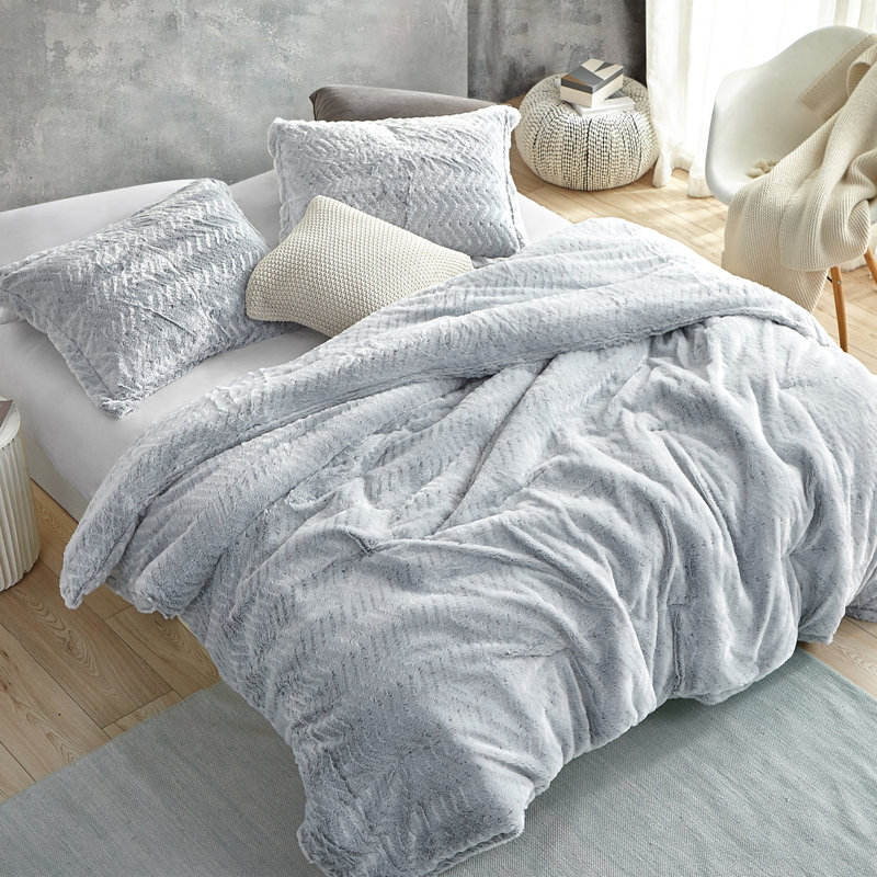 Oversized King Chevron Frosted Gray Plush Comforter Set