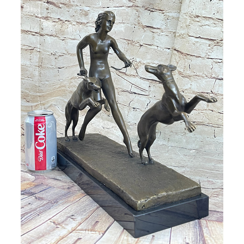 Figurines et sculptures