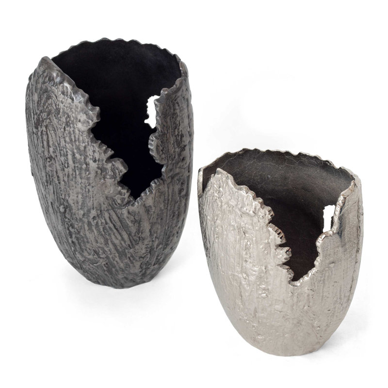 Terra Metal Table Vase, 9" H x 17" W x 11" D, Gray