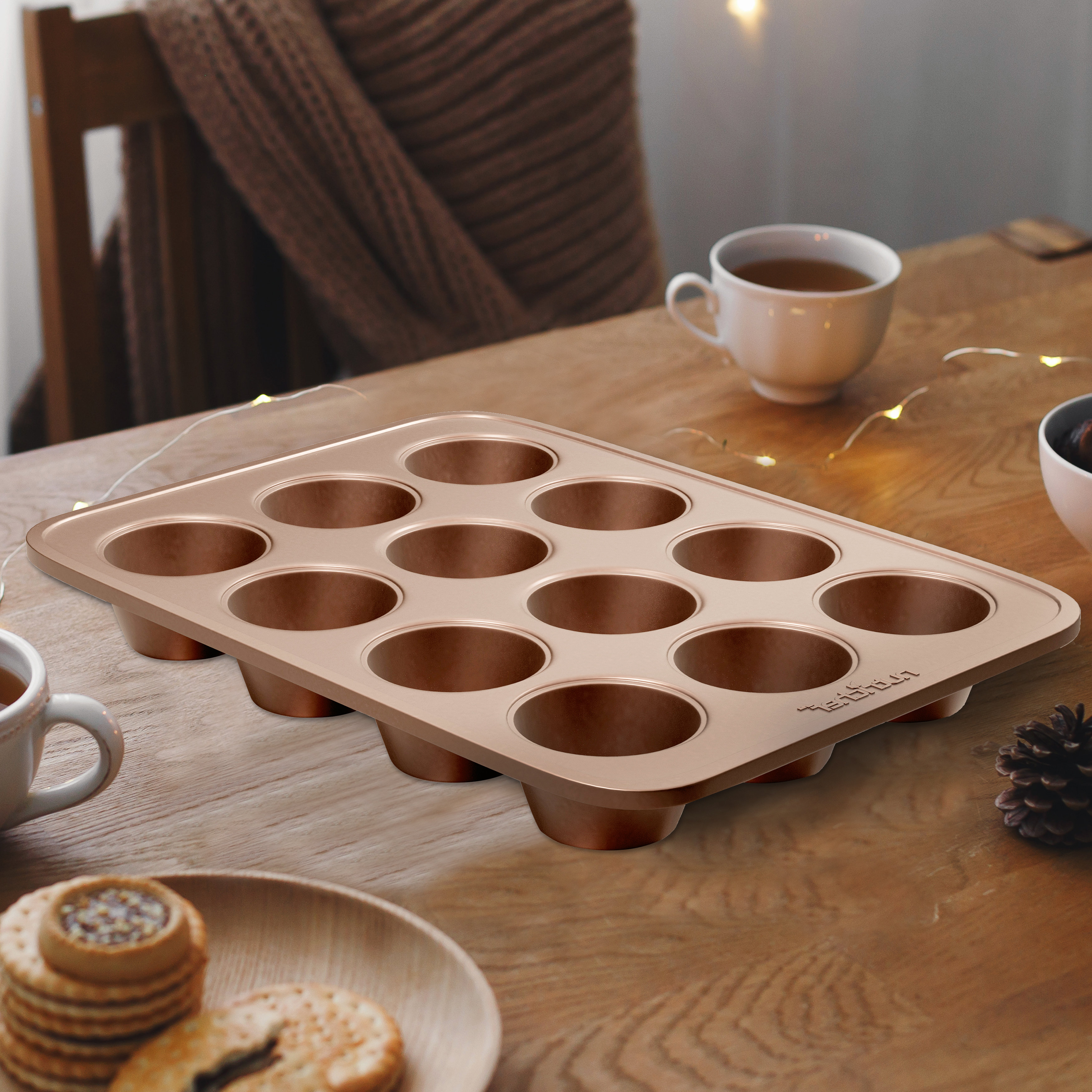 12-Cup Non-Stick Carbon Steel Muffin Pan