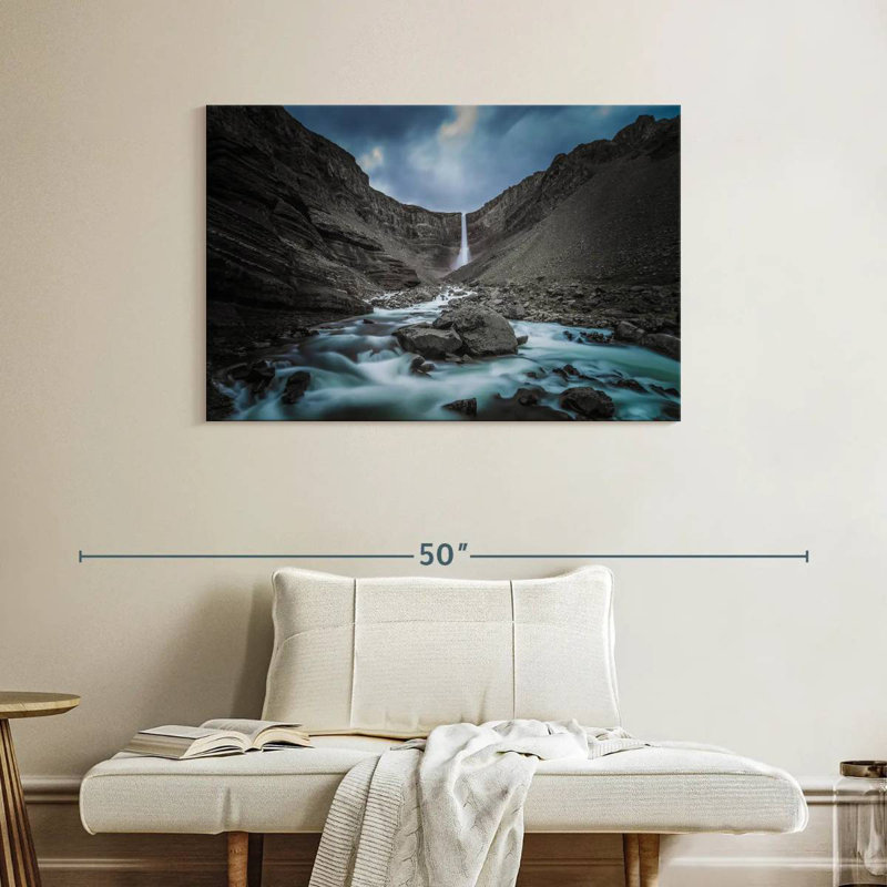 Cascade Alvord Hengifoss, H 26 po x l 39 po