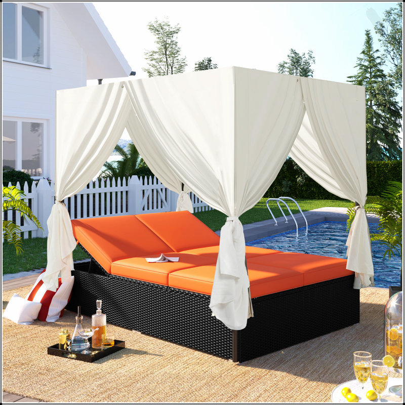 Lit de jour d'extérieur en osier avec sièges réglables et coussins confortables, pour la détente et le style, Orange