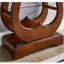 Console en bois massif de style américain.