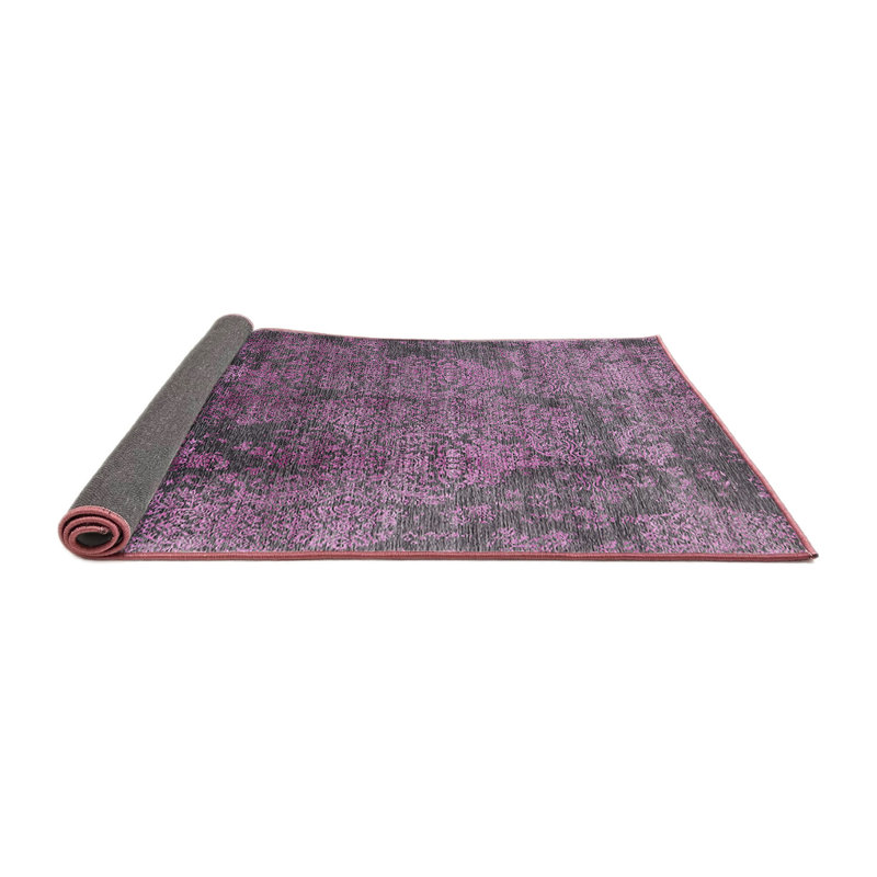Tapis damassé rose, Carré 7 pi