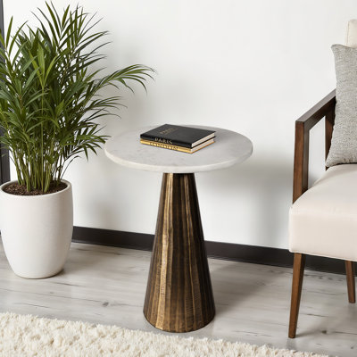Table d'appoint moderne avec plateau en marbre blanc et base en aluminium doré - 20 po de hauteur, table d'appoint de salon