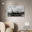 «Classic Car» et Eiffel Noir, photographie élégante en acrylique par Art Remedy, prête à être accrochée-115055203