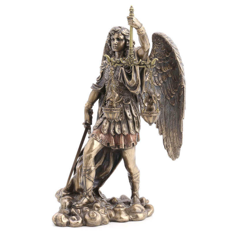 Résine en poly 11,02 po H St. Michael Weighing Souls
