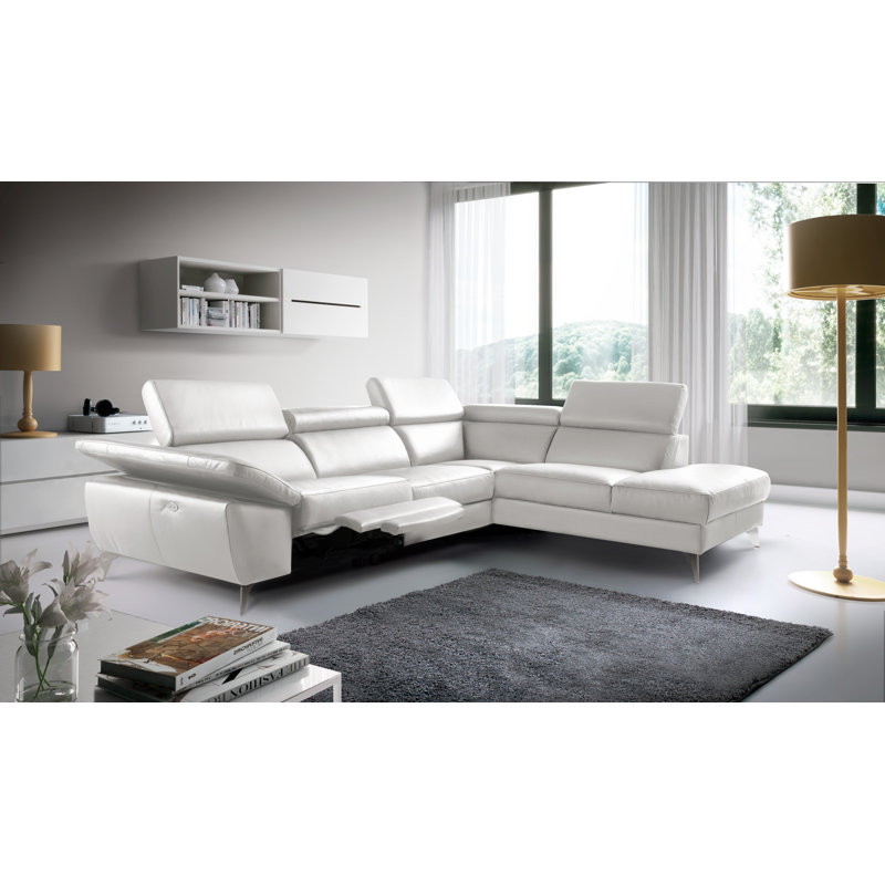 Power Reclining European Sectional with Adjustable Headrests & Armrest Veeha from Italian Leather Veeha, Orienté à droite