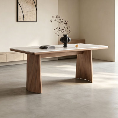 Table en noyer fritté