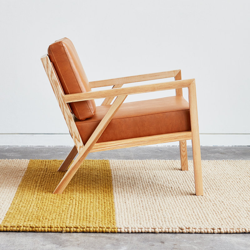 Méridienne Truss, Bois de frêne naturel, Cuir végétalien Appleskin couleur cognac