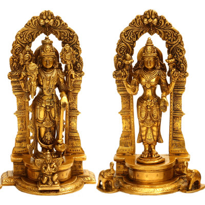 Statue de Vishnu et Lakshmi de 9 po en laiton | Couple debout fait à la main avec aureole florale | Idole de divinité traditionnelle indienne pour l'autel du temple et l'autel
