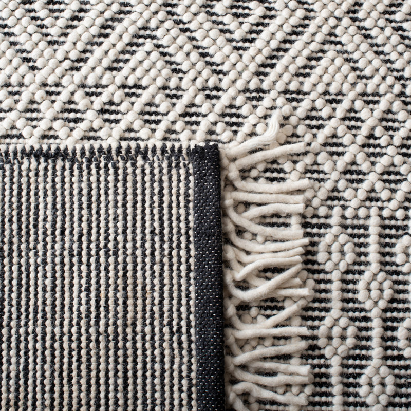 Vintage Look Hand Woven Area Rug, Rectangle 152 x 244 cm