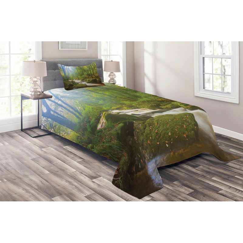 Woodland Rustic Polyester Coverlet, Twin Bedspread + 1 Sham